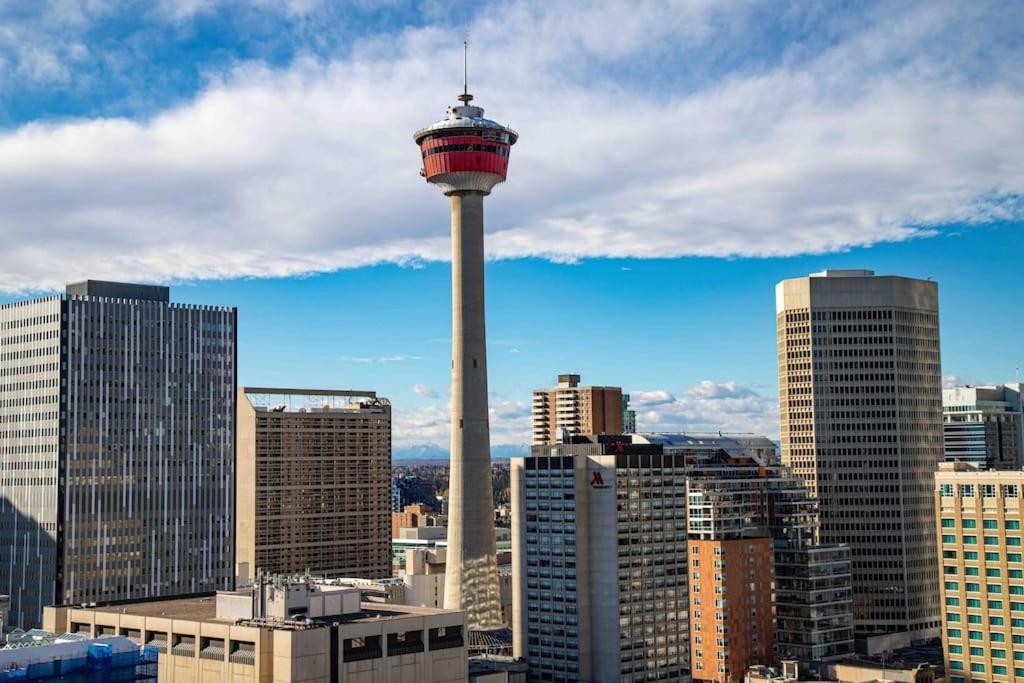 Calgary Downtown Center Condo With Free Parking 外观 照片