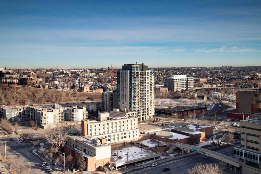 Calgary Downtown Center Condo With Free Parking 外观 照片